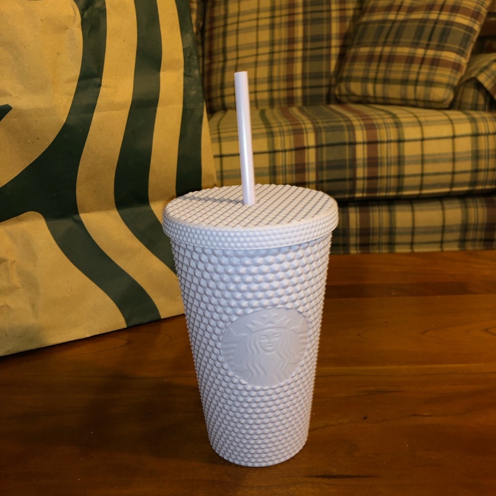 COPY - Starbucks Grande lilac purple cold cup